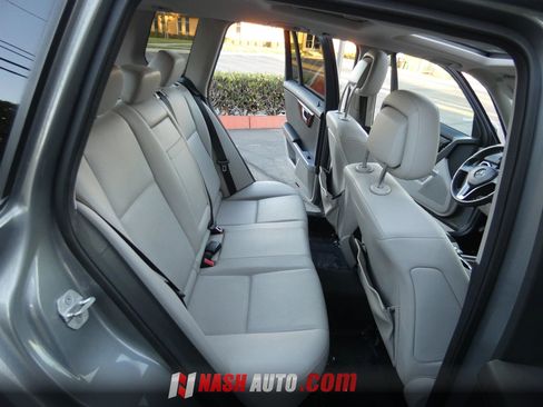Used 2013 Mercedes-Benz GLK 350 4MATIC image 33
