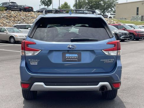Used 2021 Subaru Forester Touring AWD/4WD image 4