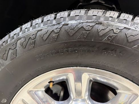 Used 2014 Ford F250 Lariat w/ Lariat Ultimate Package AWD/4WD image 51