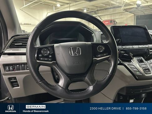 Used 2024 Honda Odyssey Touring image 16