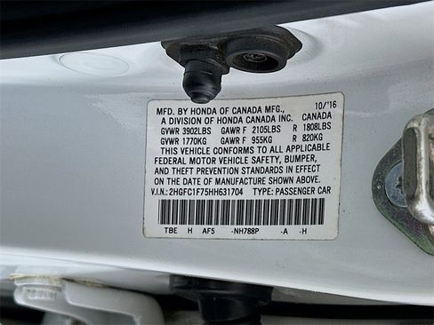 Used 2017 Honda Civic EX-L image 32