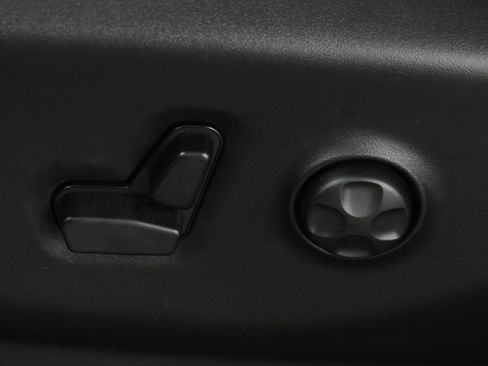 New 2026 Chrysler Pacifica Select image 15