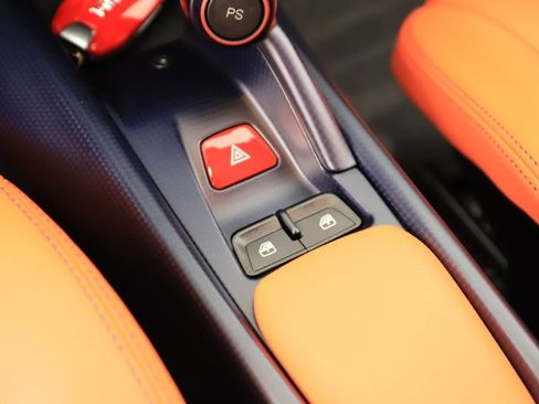 Used 2020 Ferrari 488 Pista Coupe RWD image 32