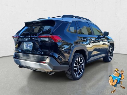 Used 2019 Toyota RAV4 Adventure image 5