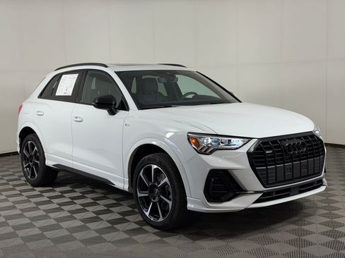 Used 2025 Audi Q3 2.0T Premium Plus w/ Premium Plus Package AWD/4WD image 7