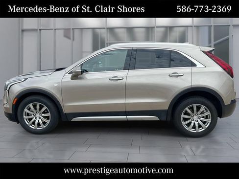 Used 2023 Cadillac XT4 Premium Luxury w/ Cold Weather Package AWD/4WD image 2