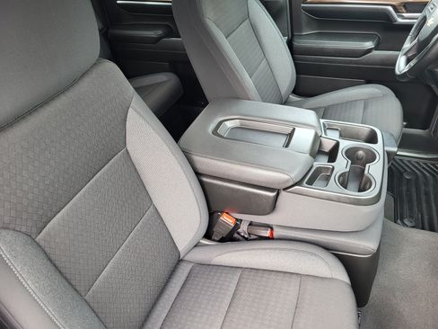 Used 2024 Chevrolet Silverado 1500 LT AWD/4WD image 13