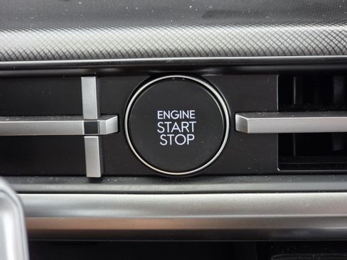 Certified 2024 Hyundai Santa Fe SEL image 21