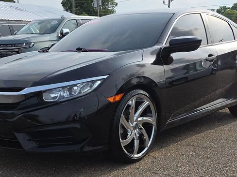 Used 2017 Honda Civic LX image 7