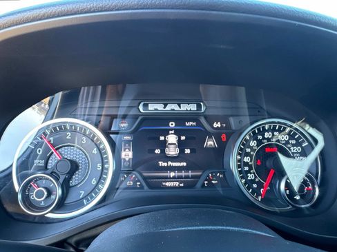 Certified 2025 RAM 1500 Big Horn image 30