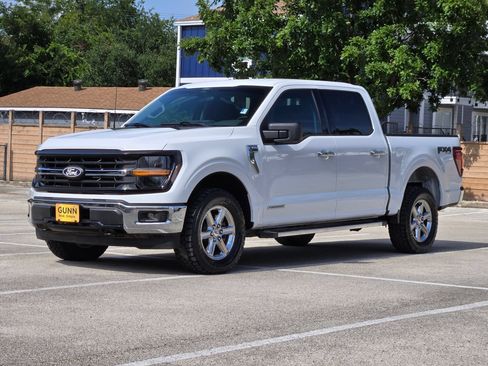 Used 2025 Ford F150 XLT w/ Equipment Group 301A Standard AWD/4WD image 8