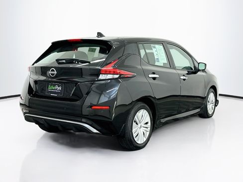 Used 2025 Nissan Leaf S FWD image 9