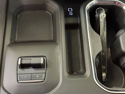 Used 2025 GMC Sierra 2500 Denali Ultimate AWD/4WD image 36