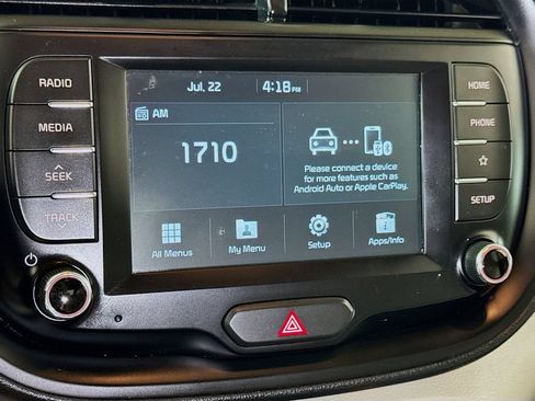 Used 2020 Kia Soul LX FWD image 12