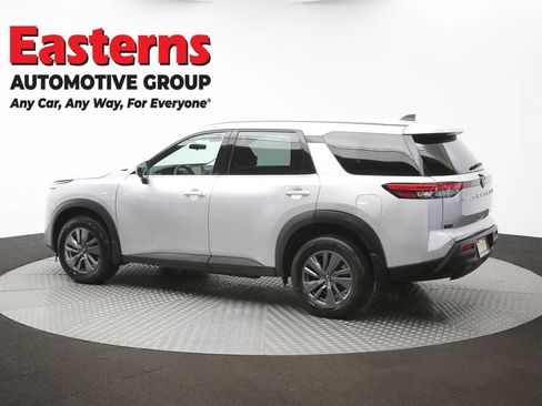 Used 2023 Nissan Pathfinder S AWD/4WD image 61