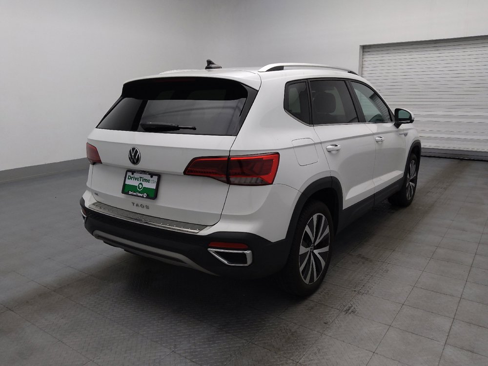 Used 2023 Volkswagen Taos SE FWD image 9