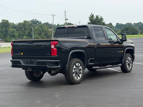 Used 2021 Chevrolet Silverado 2500 LTZ w/ Carhartt Edition AWD/4WD image 7