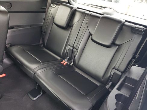 Used 2019 Volkswagen Atlas SE image 19