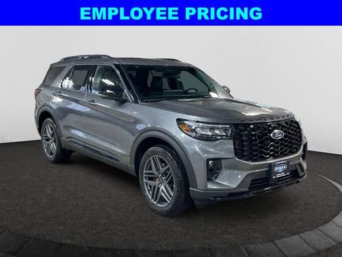 New 2026 Ford Explorer ST-Line w/ ST-Line Street Pack AWD/4WD image 7