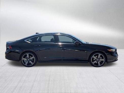 Used 2024 Honda Accord Sport image 6