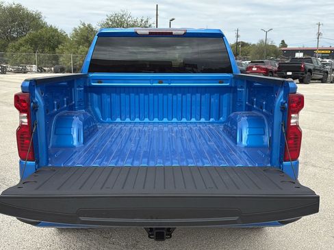 New 2026 Chevrolet Silverado 1500 Custom w/ LPO, Dark Essentials Package image 24