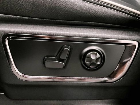 Used 2026 RAM 1500 Limited AWD/4WD image 32