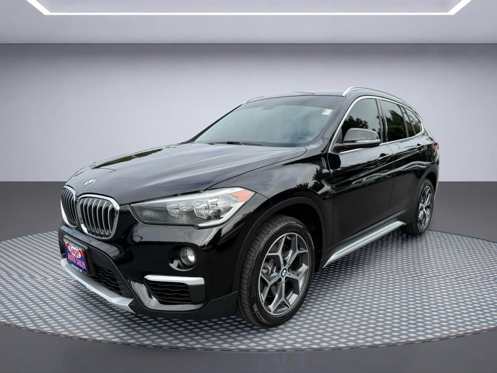 Used 2018 BMW X1 xDrive28i AWD/4WD image 2