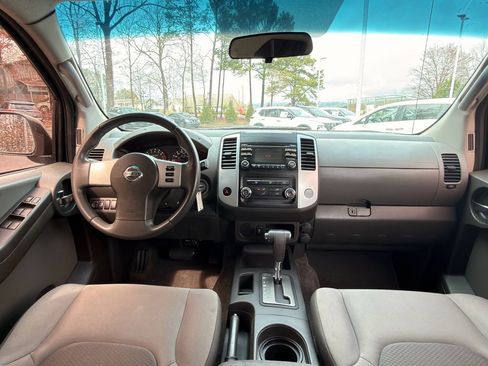 Used 2013 Nissan Xterra S w/ Value Package image 12