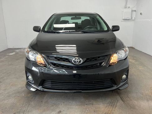 Used 2011 Toyota Corolla S FWD image 2
