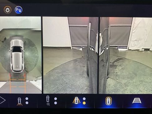 New 2026 Chevrolet Equinox RS w/ Convenience Package III image 18