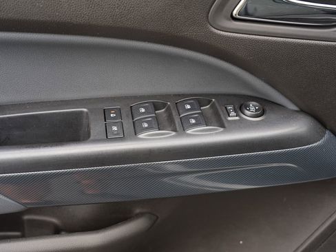 Used 2016 Chevrolet Colorado Z71 AWD/4WD image 17