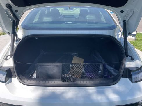 New 2025 Hyundai Ioniq 6 SE image 11