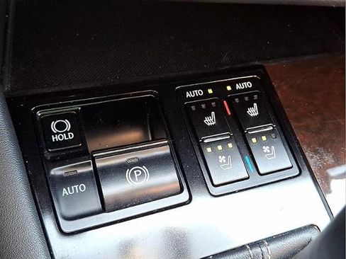 Used 2016 Lexus RX 450h AWD image 27