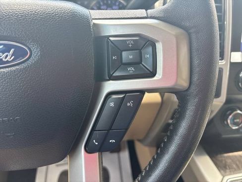 Used 2020 Ford F250 Lariat w/ Lariat Ultimate Package AWD/4WD image 48