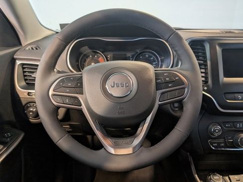 Used 2021 Jeep Cherokee Latitude Lux image 17