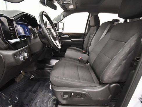 Used 2024 GMC Sierra 3500 SLE image 13