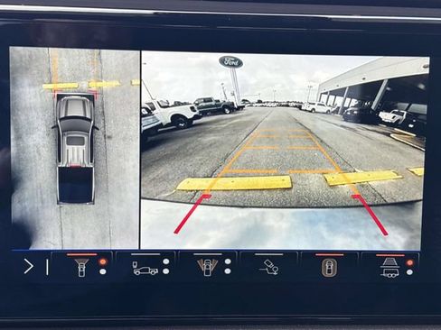 Used 2024 GMC Sierra 1500 AT4 w/ Technology Package AWD/4WD image 28