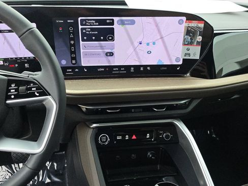 New 2026 Audi Q5 Premium AWD/4WD image 23