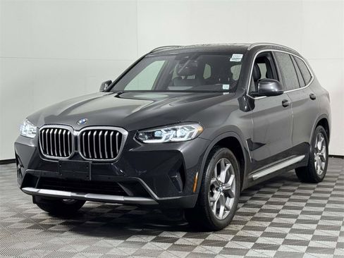 Used 2023 BMW X3 xDrive30i w/ Premium Package image 7