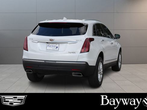 Certified 2024 Cadillac XT5 Luxury image 5