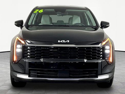 Used 2026 Kia Sportage EX FWD image 2