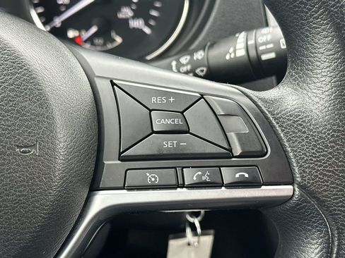 Used 2017 Nissan Rogue S FWD image 27