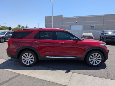 Used 2021 Ford Explorer Limited w/ Equipment Group 301A RWD image 4