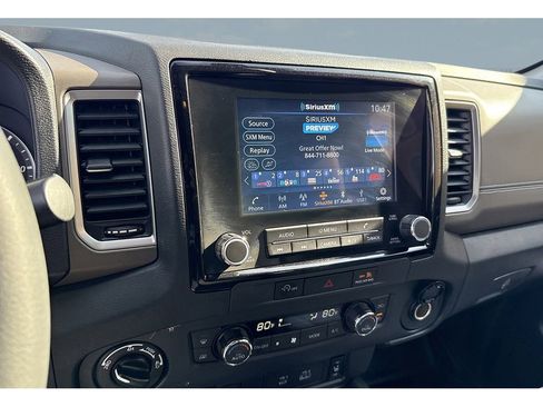 Used 2023 Nissan Frontier SV image 16