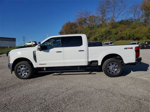Used 2023 Ford F350 Lariat w/ Lariat Ultimate Package image 7
