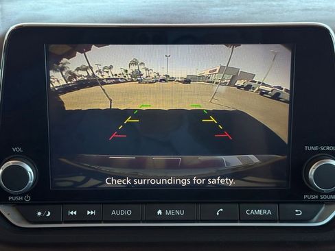 Certified 2024 Nissan Rogue SV FWD image 31