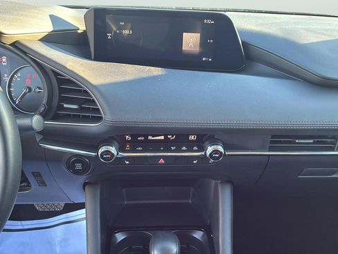 Used 2025 MAZDA MAZDA3 s FWD image 22