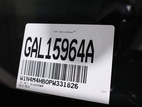 Used 2023 Mercedes-Benz GLB 250 4MATIC image 66