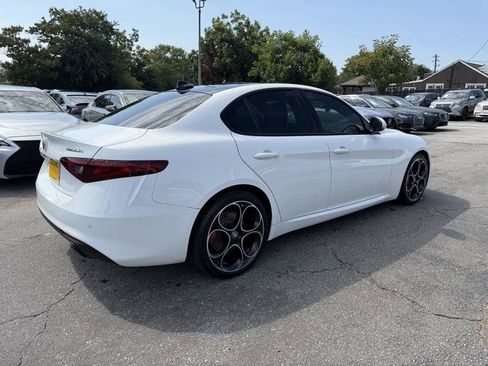 Used 2022 Alfa Romeo Giulia Ti w/ Active Assist Plus Package RWD image 13
