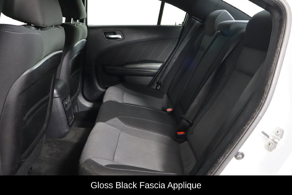 Used 2016 Dodge Charger SXT w/ Blacktop Package RWD image 8